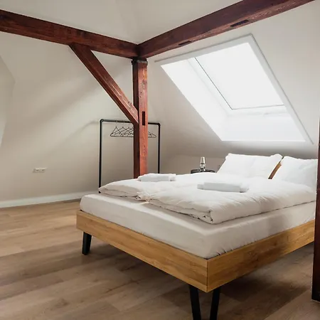 Maybach - Modernes & Zentrales In Altstadtvilla - Bodenseenaehe - Parkplatz - Klimaanlage Apartmán Friedrichshafen