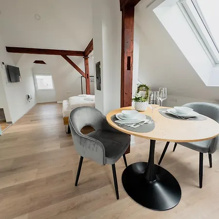 Maybach - Modernes & Zentrales In Altstadtvilla - Bodenseenaehe - Parkplatz - Klimaanlage