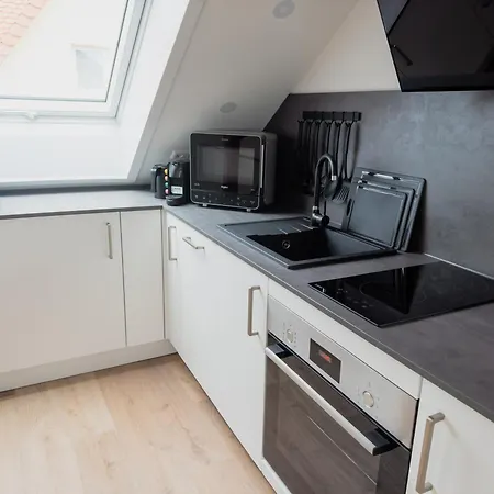 Maybach - Modernes & Zentrales In Altstadtvilla - Bodenseenaehe - Parkplatz - Klimaanlage Apartmán