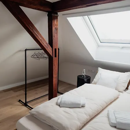 Maybach - Modernes & Zentrales In Altstadtvilla - Bodenseenaehe - Parkplatz - Klimaanlage Apartmán